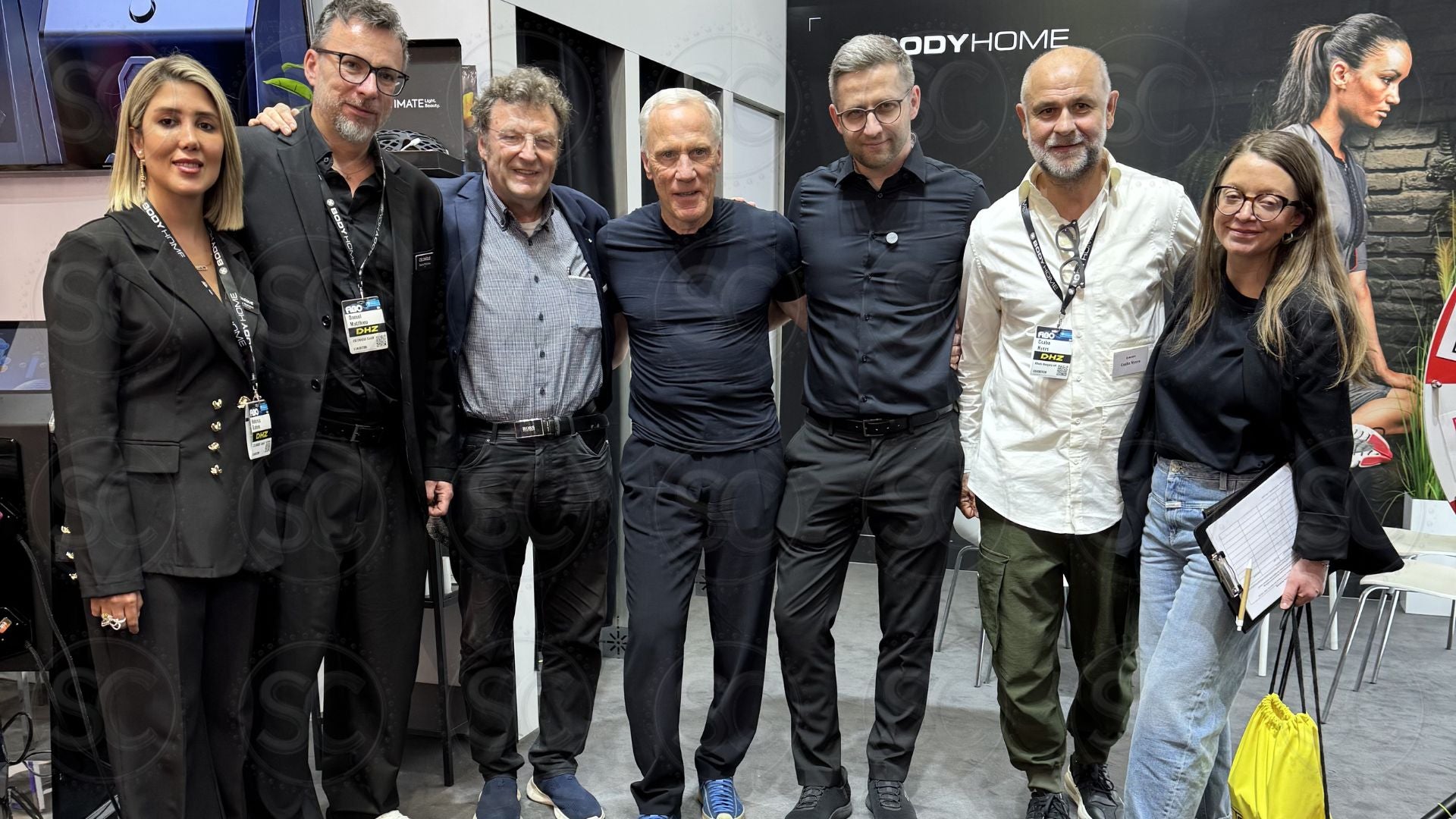 CELONIQUE Team mit Prof. Dr. Jürgen Hescheler, Prof. Dr. Ingo Froböse, Manuel Reimer und Ultima Solutions auf der FIBO 2026 Messe für Fitness, Ästhetik und wissenschaftliche Innovation
