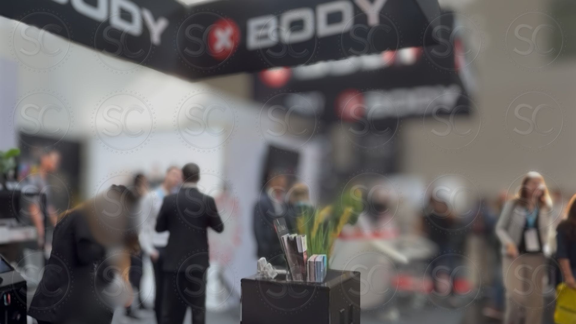 FIBO 2026 EMS Training Messe mit XBody Systemen und innovativer Hautpflege für Körperstraffung, Cellulite Behandlung und moderne Fitness Technologien